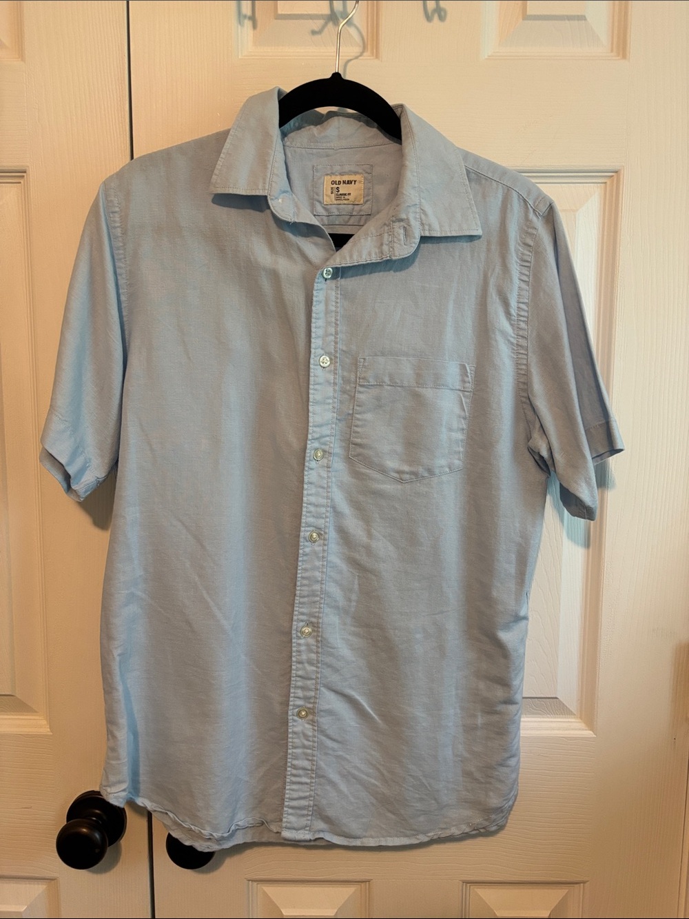Old Navy Pale Blue Linen Short Sleeve Button-Down Shirt